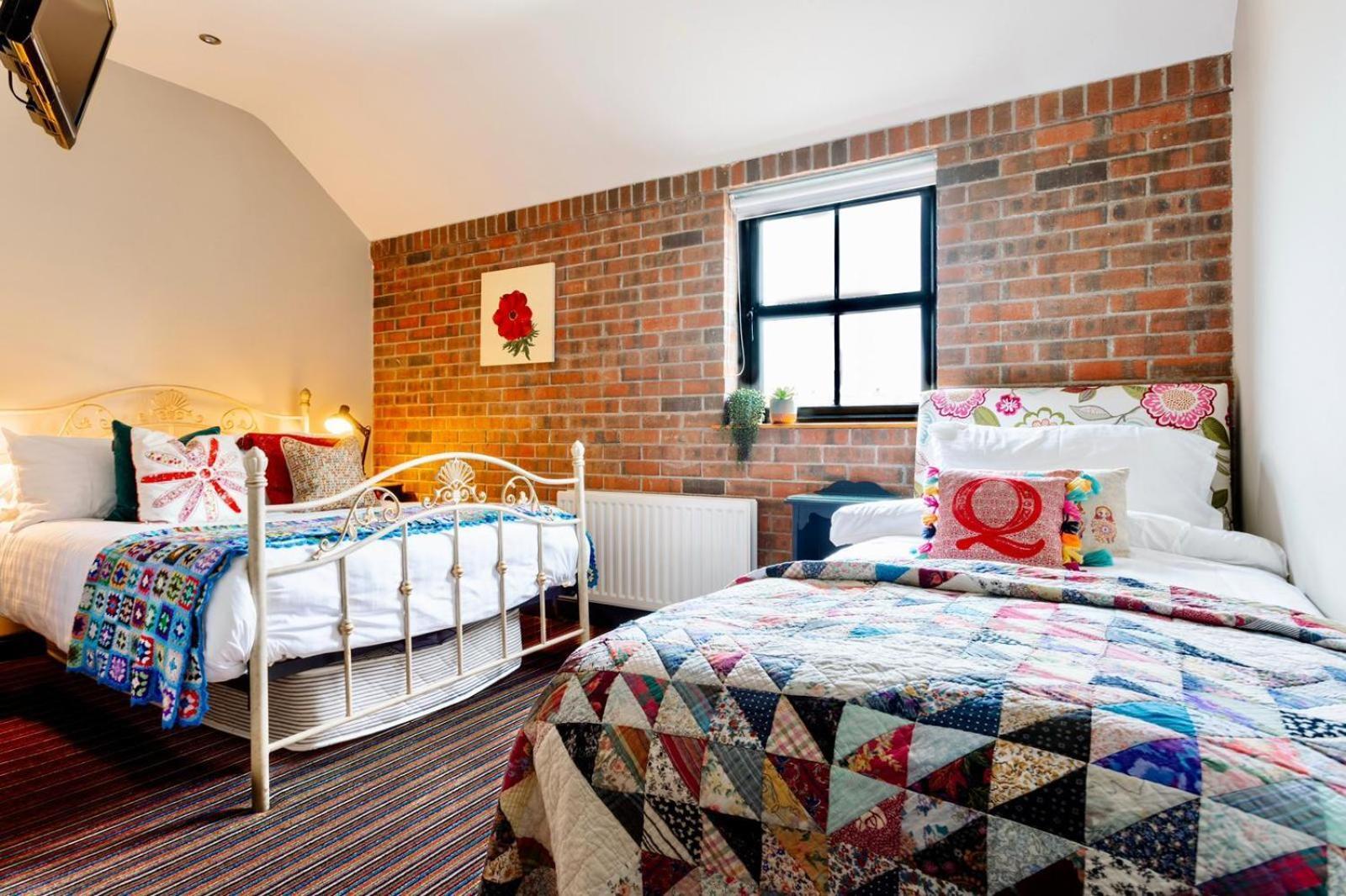 Lisnacurran Bed & Breakfast Hillsborough Room photo